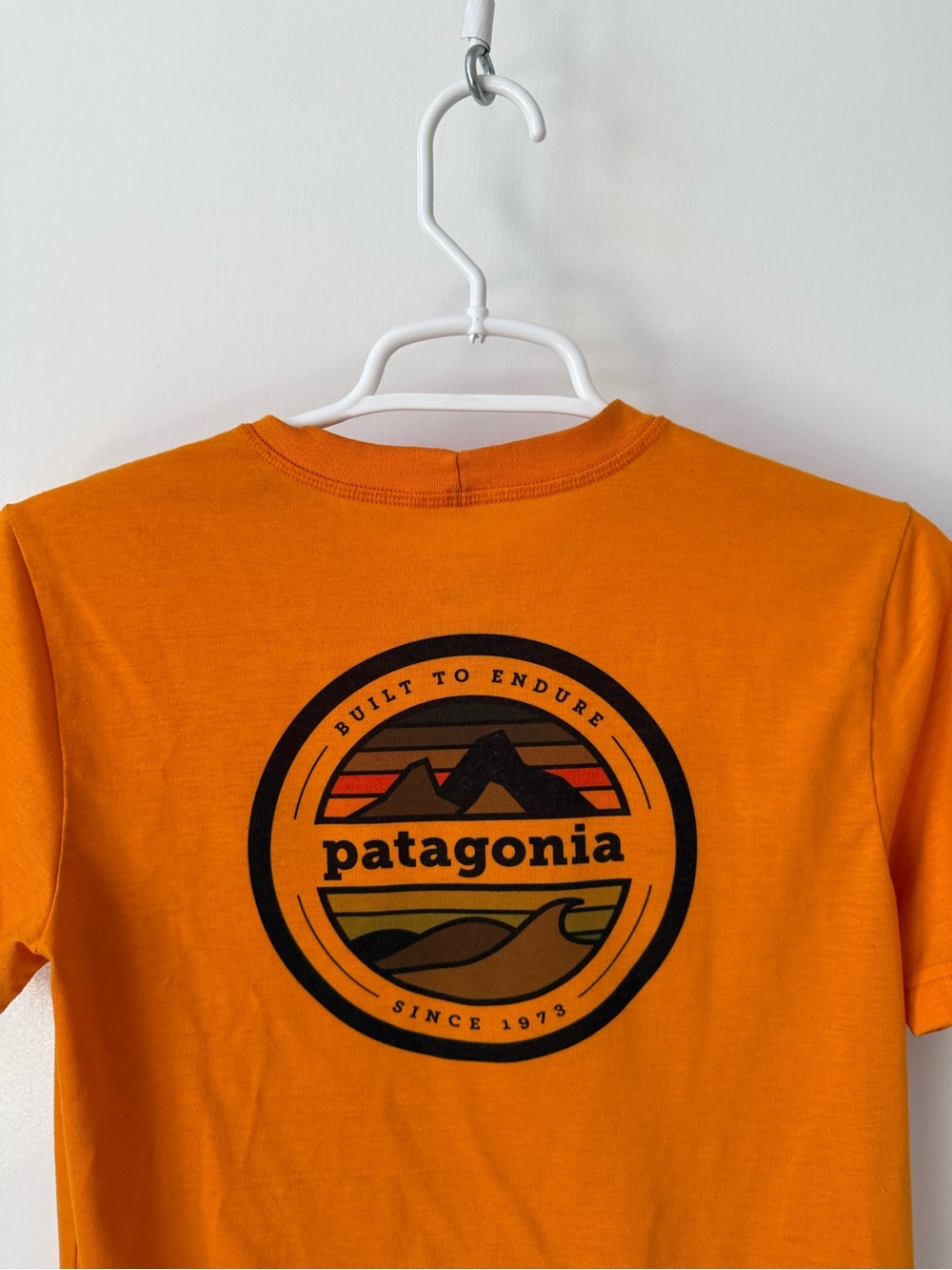 Patagonia Built to Endure Graphic Short Sleeve Shirt Size L (12) - Picture 8 of 13